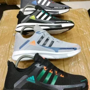 Palette de baskets de sport Adidas